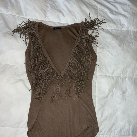 C-Neck Fringe bodysuit - Picture 5 of 5